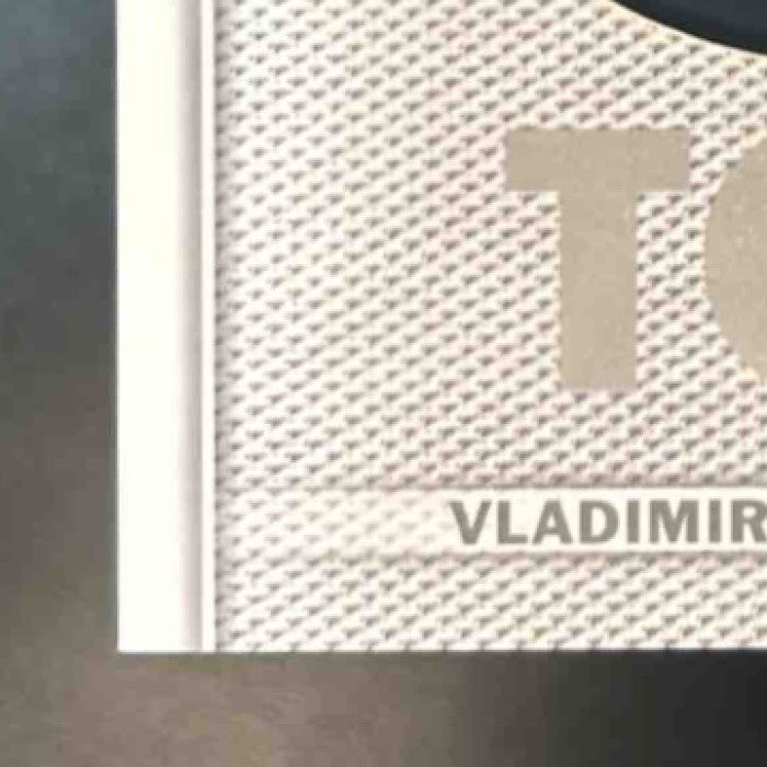 2023 Topps Vladimir Guerrero Jr. Team Logo Commemorative Patch Toronto Blue Jays - Sports Cards
