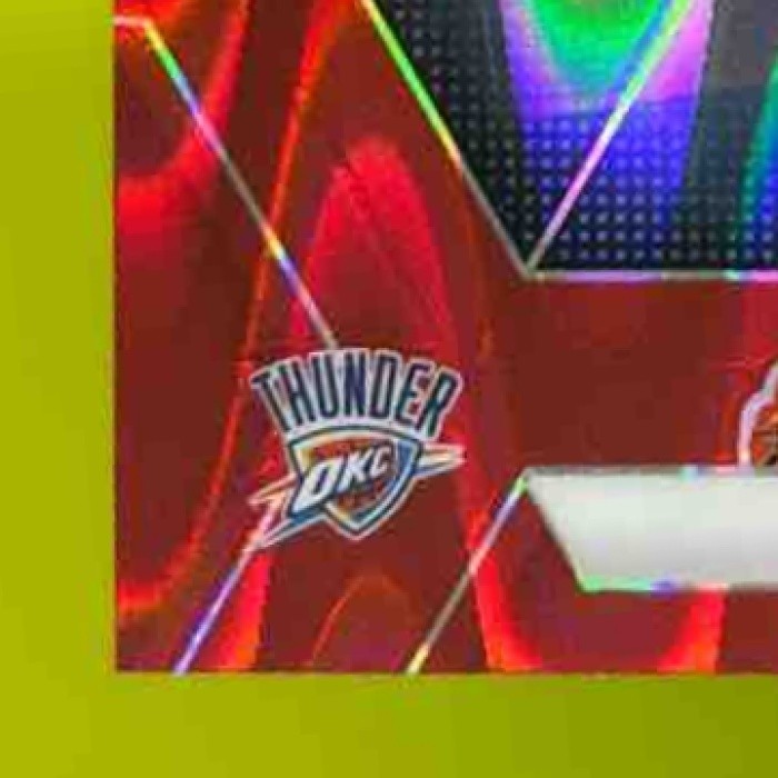 2024-25 Panini Prizm Chet Holmgren Red Seismic /299 #17 Oklahoma City Thunder - Sports Cards
