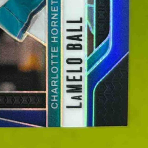 2024-25 Panini Prizm LaMelo Ball Blue 192/199 #30 Charlotte Hornets - Sports Cards
