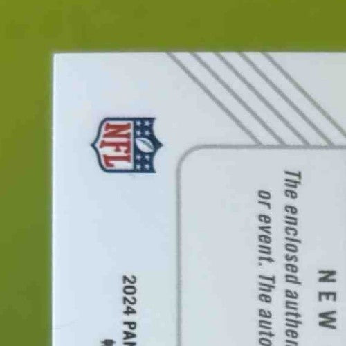 2024 National Treasures Mike Vrabel Lasting Legacies Auto Relic Holo Gold 5/10 - Sports Cards