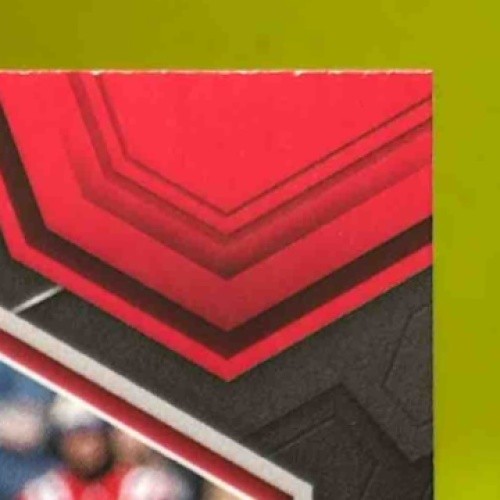 2024 Panini Mosaic Patrick Mahomes II Camo Pink Prizm #106 Kansas City Chiefs - Sports Cards