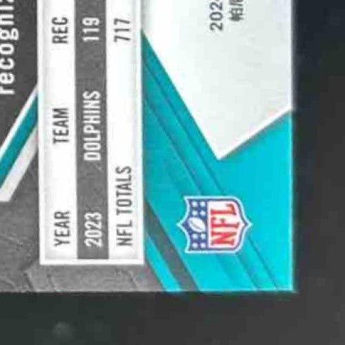 2024 Panini Mosaic Tyreek Hill Blue Fluorescent Prizm 14/15 #261 Miami Dolphins - Sports Cards