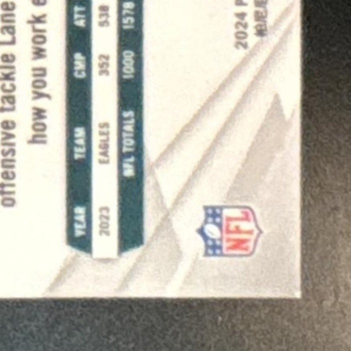 2024 Panini Phoenix Jalen Hurts Green /25 #70 Philadelphia Eagles - Sports Cards
