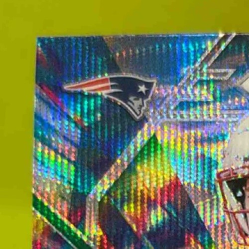 2024 Panini Prizm Drake Maye Prizmatic Green Wave #2 RC New England Patriots - Sports Cards