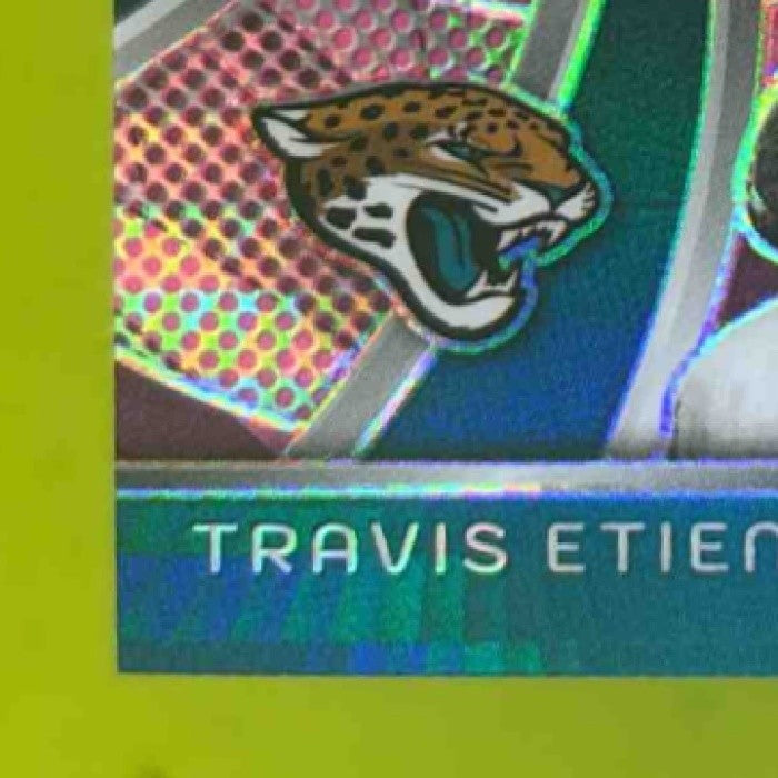 2024 Panini Spectra Travis Etienne Jr. Brilliance Pink Neon Patch /15 Jaguars - Sports Cards