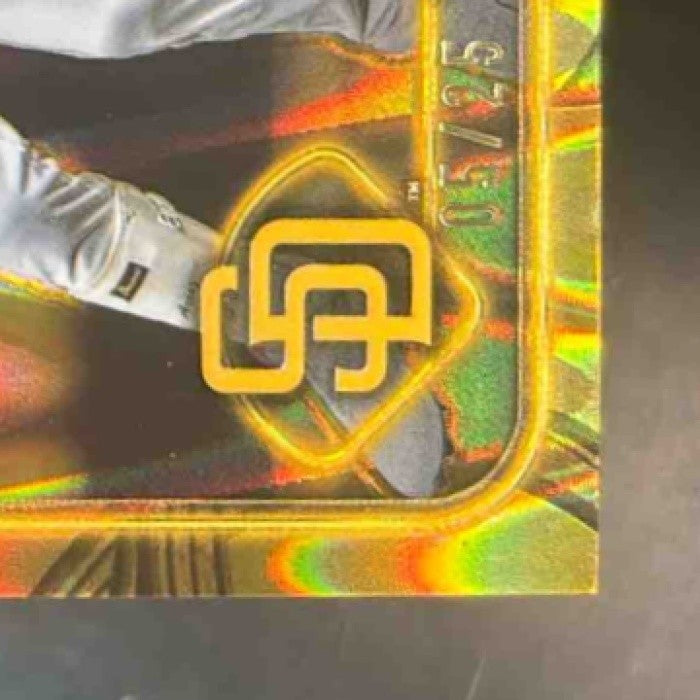 2024 Topps Gilded Collection Luis Arraez Gold RayWave /25 #128 San Diego Padres - Sports Cards
