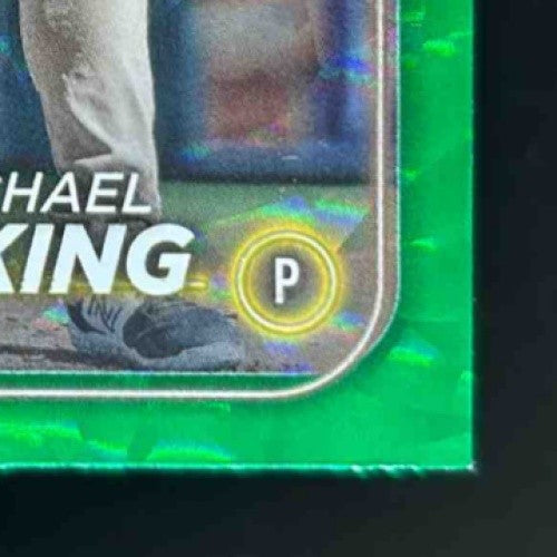 2024 Topps Michael King Green Crackle Foil 137/499 #429 San Diego Padres - Sports Cards