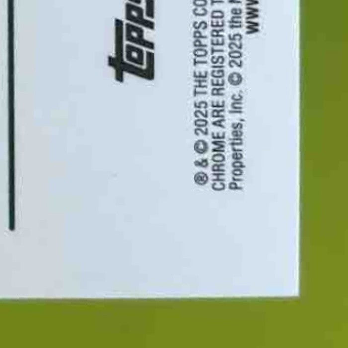 2025-26 Topps Chrome Giannis Antetokounmpo Green Wave /99 #137 Milwaukee Bucks - Sports Cards