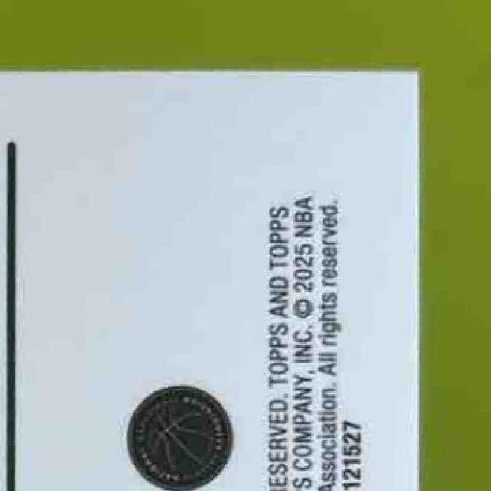 2025-26 Topps Chrome Giannis Antetokounmpo Green Wave /99 #137 Milwaukee Bucks - Sports Cards