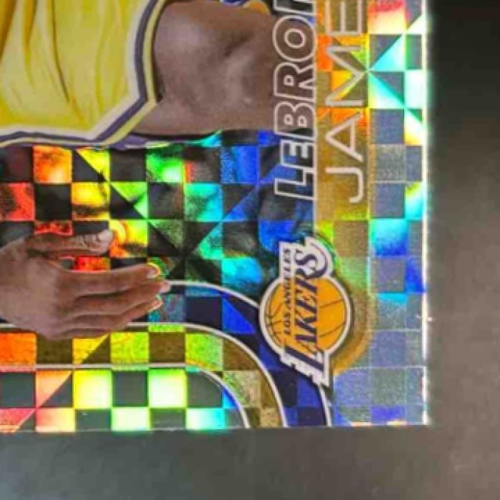 2025-26 Topps Chrome LeBron James X-Fractor #127 Los Angeles Lakers - Sports Cards