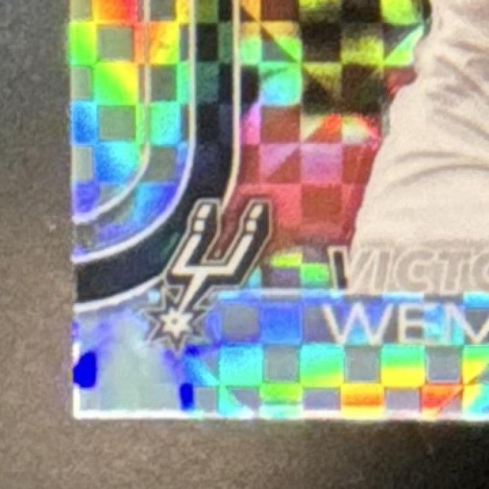 2025-26 Topps Chrome Victor Wembanyama X-Fractor #221 San Antonio Spurs - Sports Cards