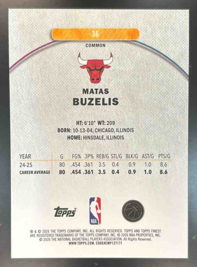 2025-26 Topps Finest Matas Buzelis Common Orange Refractor /25 #36 Chicago Bulls - Sports Cards