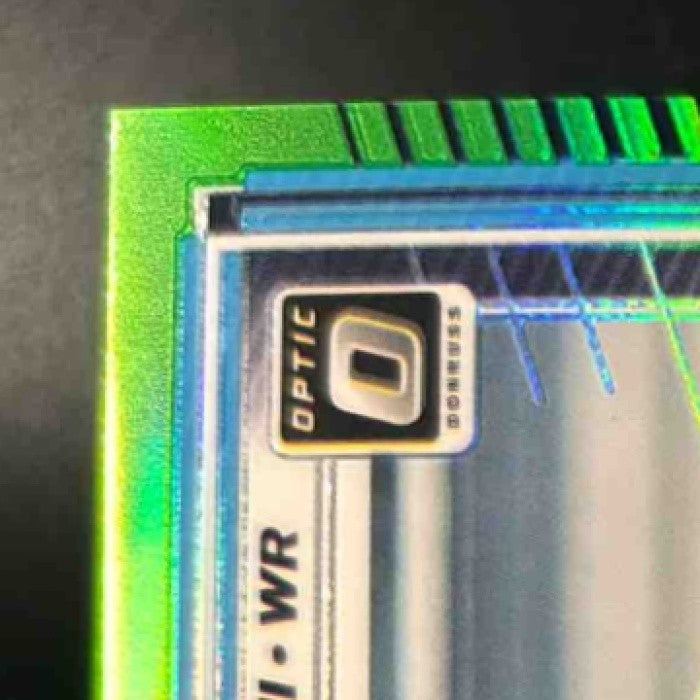 2025 Donruss Optic Luther Burden III Neon Green /199 #275 Chicago Bears - Sports Cards