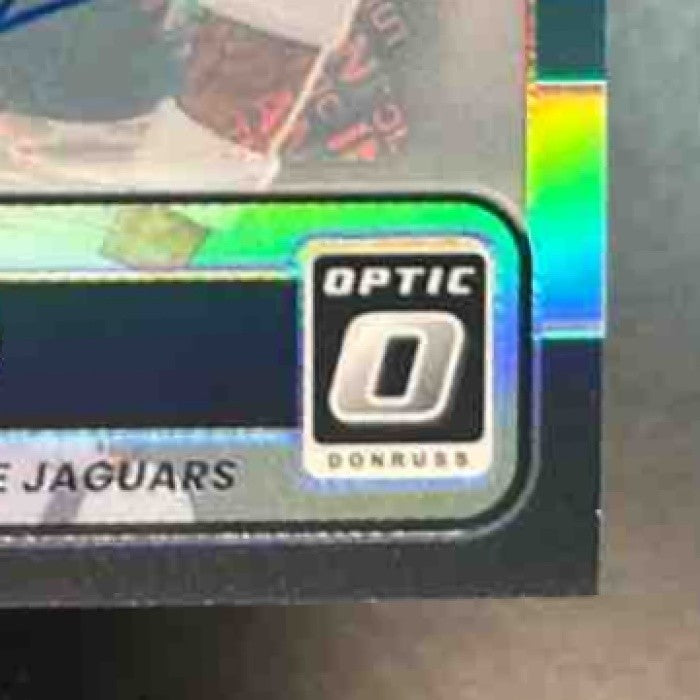 2025 Donruss Optic Travis Hunter 2015 Retro Auto #5 RC Jacksonville Jaguars - Sports Cards