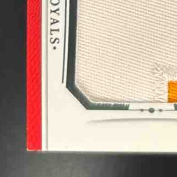 2025 National Treasures Jalen Royals Crossover Patch Auto /99 MEM RC Chiefs - Sports Cards
