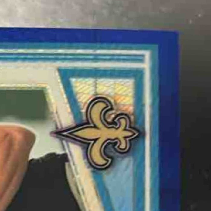 2025 Panini Donruss Optic Tyler Shough Blue Hyper Prizm #223 New Orleans Saints - Sports Cards