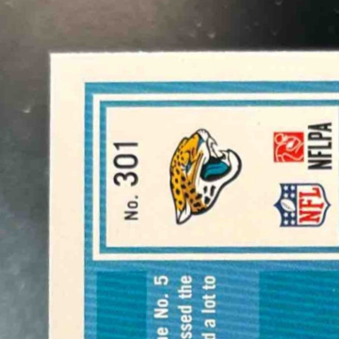 2025 Panini Donruss Travis Hunter Press Proof Green #301 RC Jacksonville Jaguars - Sports Cards