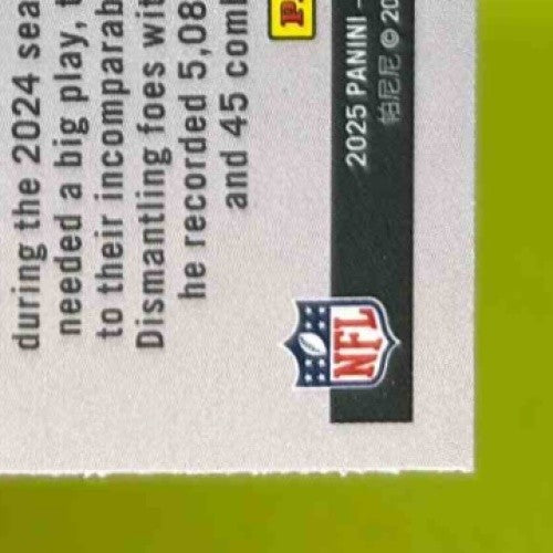 2025 Panini Luminance Lamar Jackson Vestige #4 Baltimore Ravens - Sports Cards