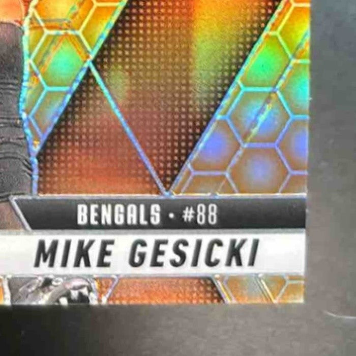 2025 Panini Mosaic Mike Gesicki Honeycomb Prizm #36 Cincinnati Bengals - Sports Cards