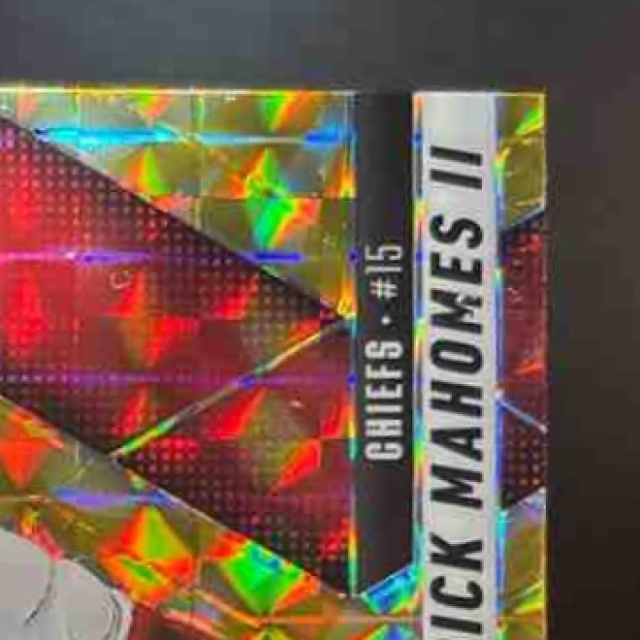 2025 Panini Mosaic Patrick Mahomes II Reactive Yellow #200 Kansas City Chiefs - Sports Cards