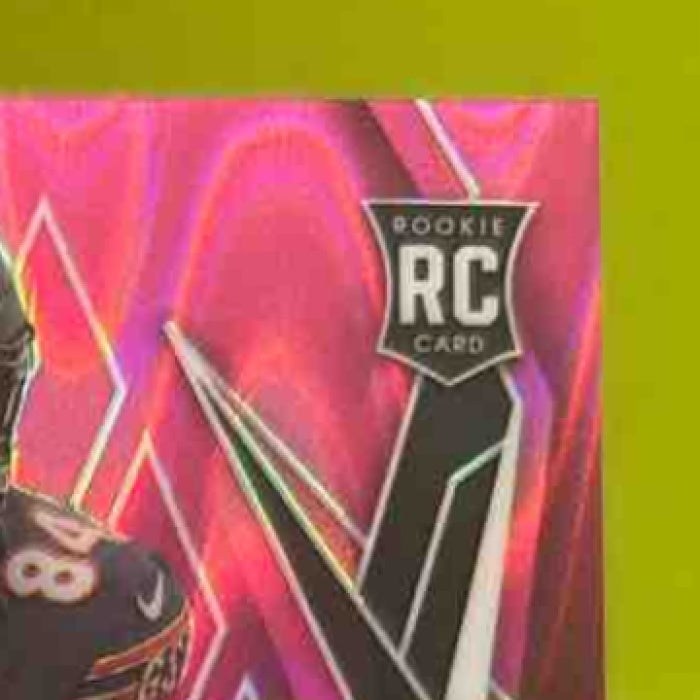 2025 Panini Phoenix Colston Loveland Pink Seismic 28/75 #179 RC Chicago Bears - Sports Cards