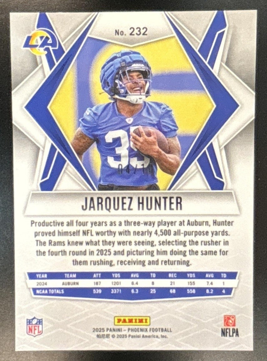 2025 Panini Phoenix Jarquez Hunter Gold Seismic /10 #232 RC Los Angeles Rams - Sports Cards