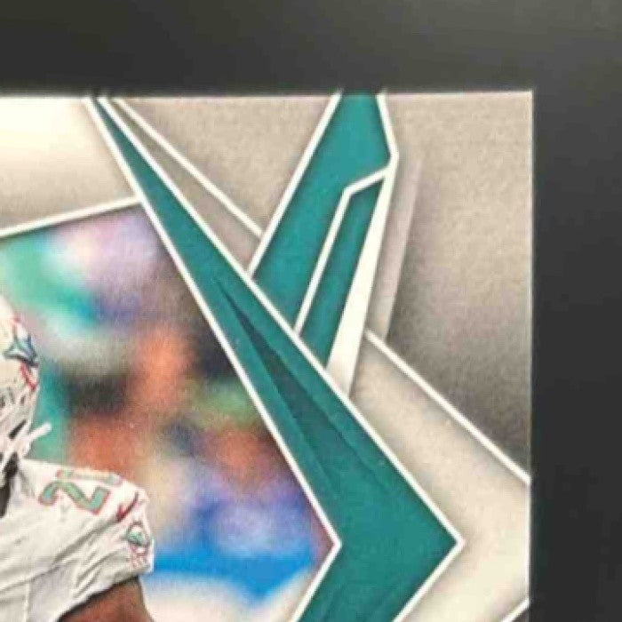 2025 Panini Phoenix Jordyn Brooks Red Seismic /99 #19 Miami Dolphins - Sports Cards