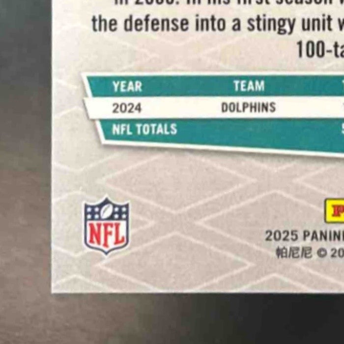 2025 Panini Phoenix Jordyn Brooks Red Seismic /99 #19 Miami Dolphins - Sports Cards