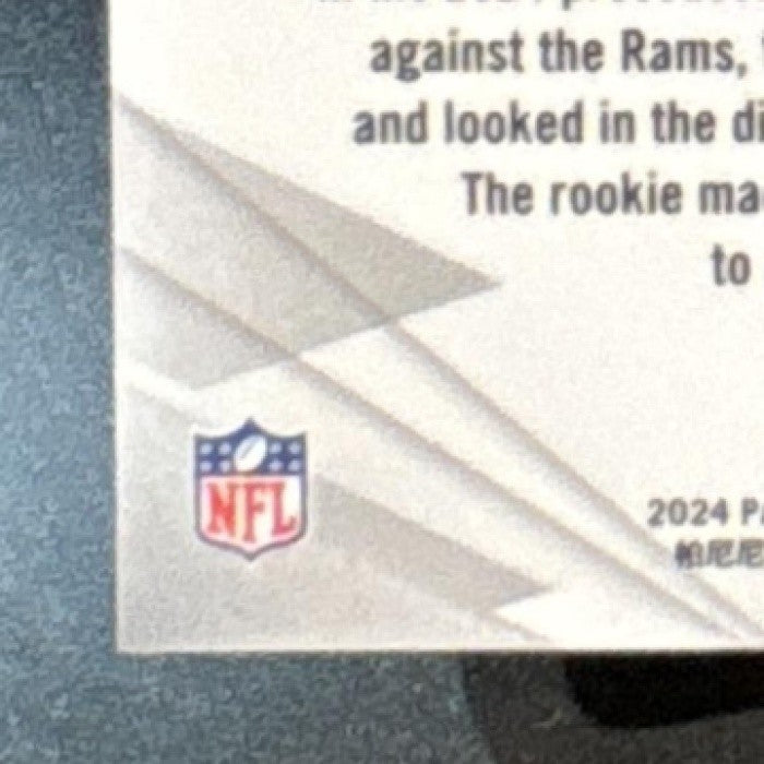 2025 Panini Phoenix Ladd McConkey Green Prizm /25 #66 Los Angeles Chargers - Sports Cards
