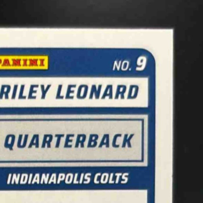 2025 Panini Score Riley Leonard Rookies Signatures #9 Auto Indianapolis Colts - Sports Cards