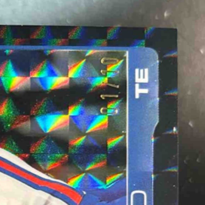 2025 Topps Chrome Dalton Kincaid Black Geometric 1/10 #37 Buffalo Bills - Sports Cards