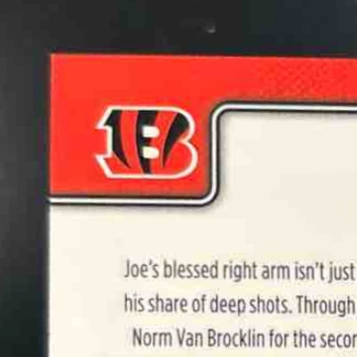 2025 Topps Chrome Joe Burrow Image Variation Green Geometric /99 #61 SP Bengals - Sports Cards
