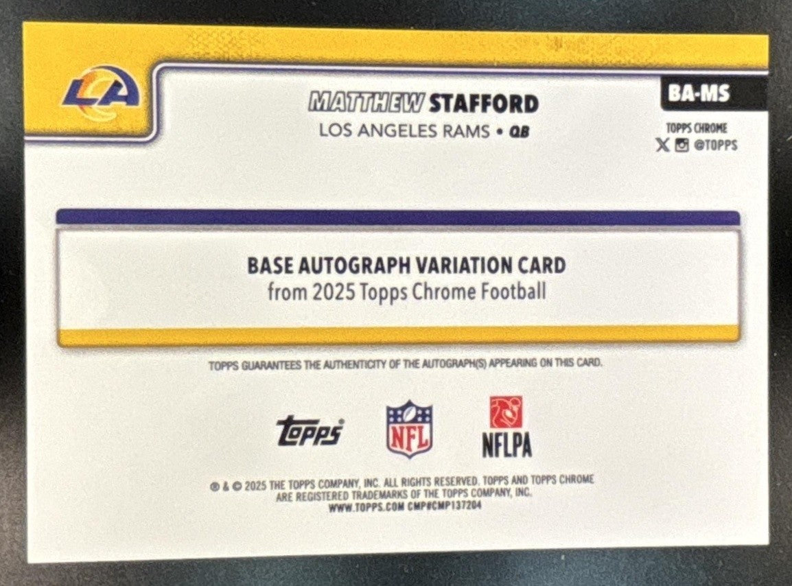 2025 Topps Chrome Matthew Stafford Auto Blue Refractor /150 Los Angeles Rams - Sports Cards