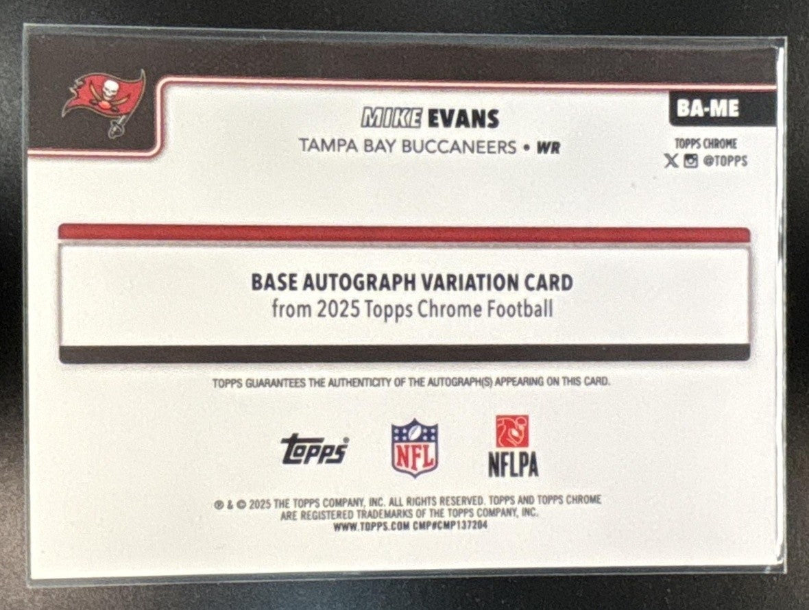 2025 Topps Chrome Mike Evans Auto Black Wave Refractor 2/10 #BA-ME Tampa Bay - Sports Cards