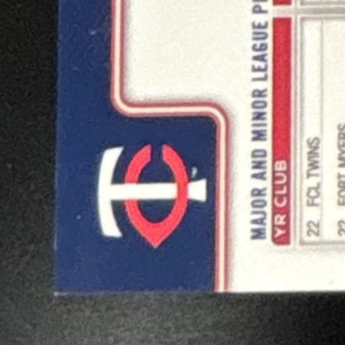 2025 Topps Chrome Update Zebby Matthews Lava Lamp Auto Gold/Orange /85 RC Twins - Sports Cards