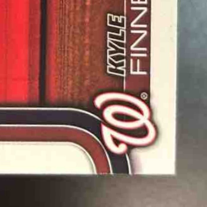 2025 Topps Kyle Finnegan Golden Mirror Variation SSP #254 Washington Nationals - Sports Cards