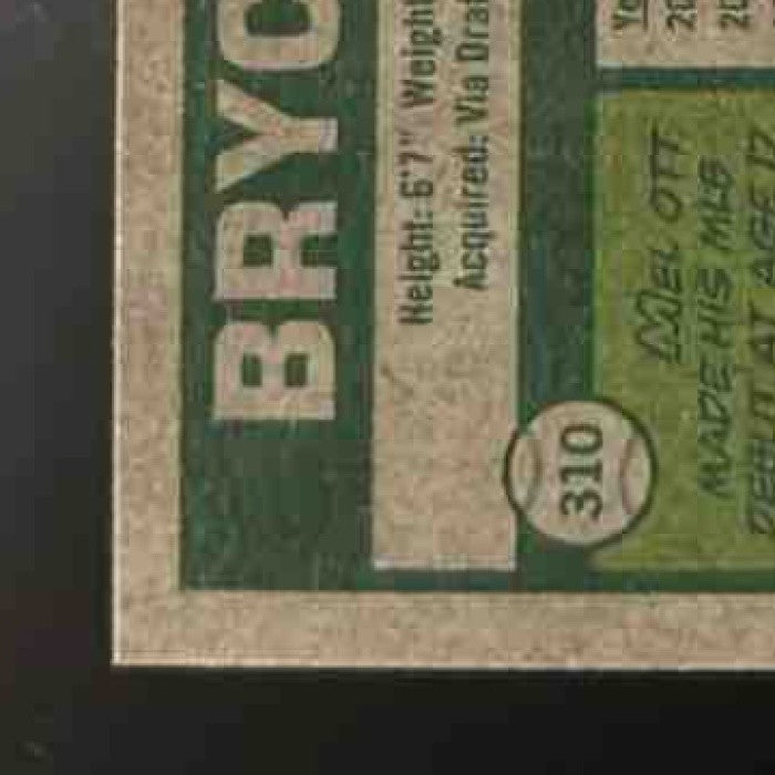 2026 Topps Heritage Bryce Eldridge Dark Yellow Border #310 RC Giants - Sports Cards