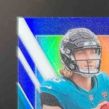 2021 Panini Phoenix Trevor Lawrence Rising Rookie Material Signature Hat 1/10 AU