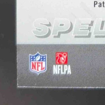 2023 Panini Donruss Elite Travis Kelce Spellbound Green