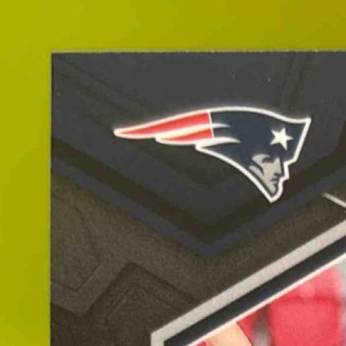 2024 Panini Mosaic Drake Maye Camo Pink Prizm #303 RC New England Patriots
