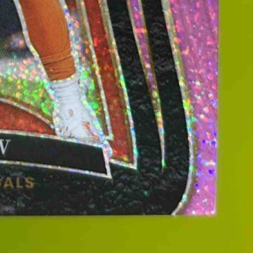 2024 Select Joe Burrow Suite Pink Glitter Prizm 11/15 #393 Cincinnati Bengals