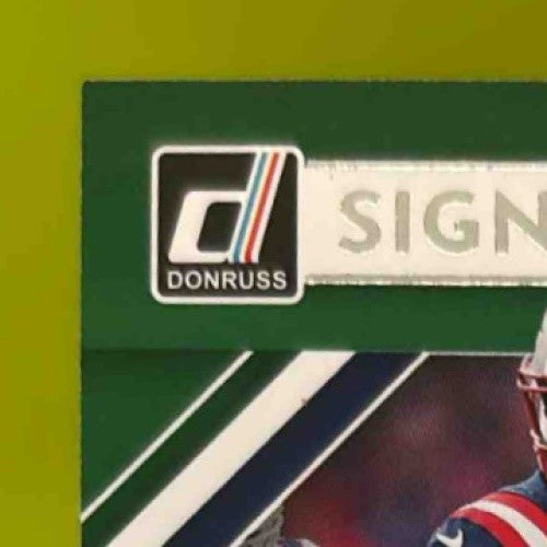2022 Panini Donruss Jakobi Meyers Signature Marks Green /25 New England Patriots