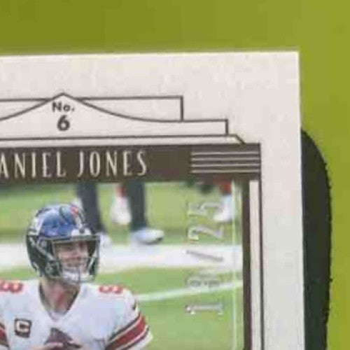 2021 Panini Legacy Daniel Jones Emerald Mini /25 #6 New York Giants