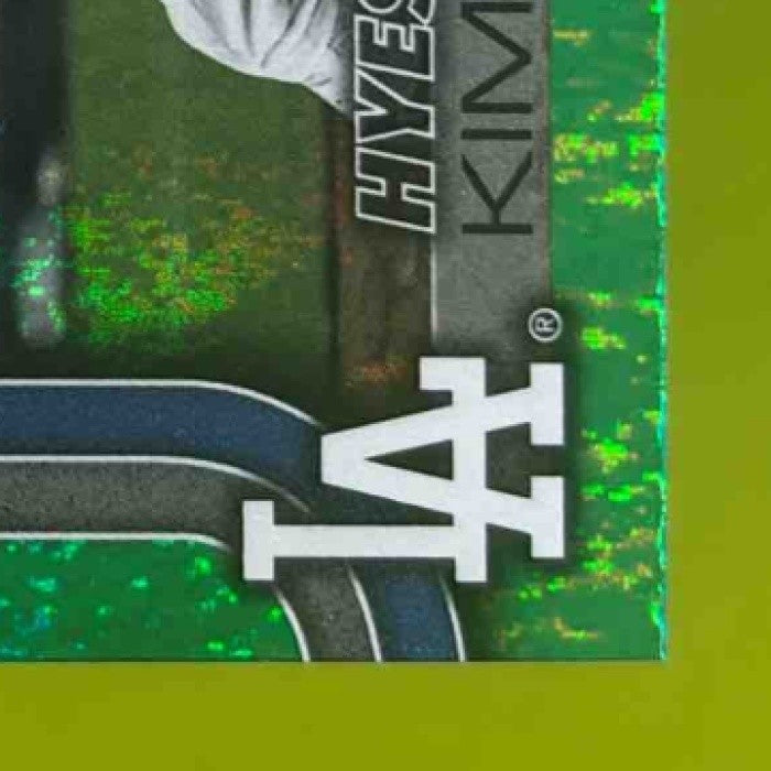 2025 Topps Hyeseong Kim Green Holo Foil 18/99 #573 RC Los Angeles Dodgers
