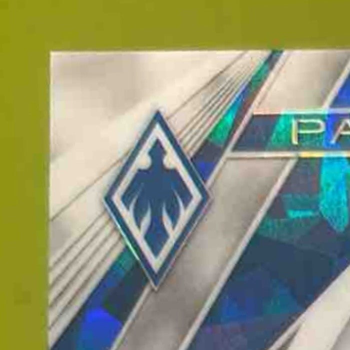2023-24 Panini Phoenix Kyrie Irving Paragon White Ice /125 #18 Dallas Mavericks