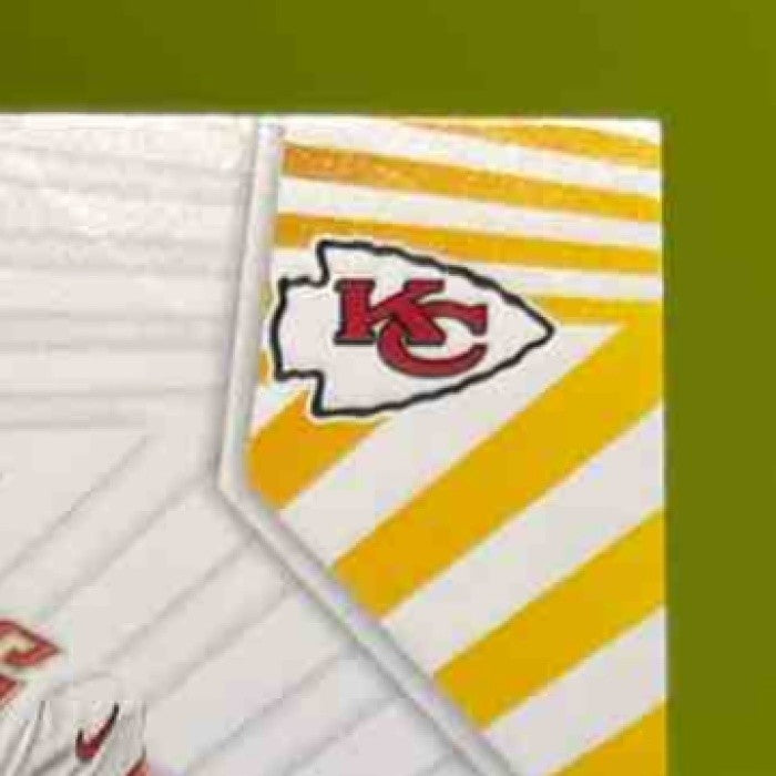 2023 Panini Illusions Patrick Mahomes II Shining Stars #15 Kansas City Chiefs