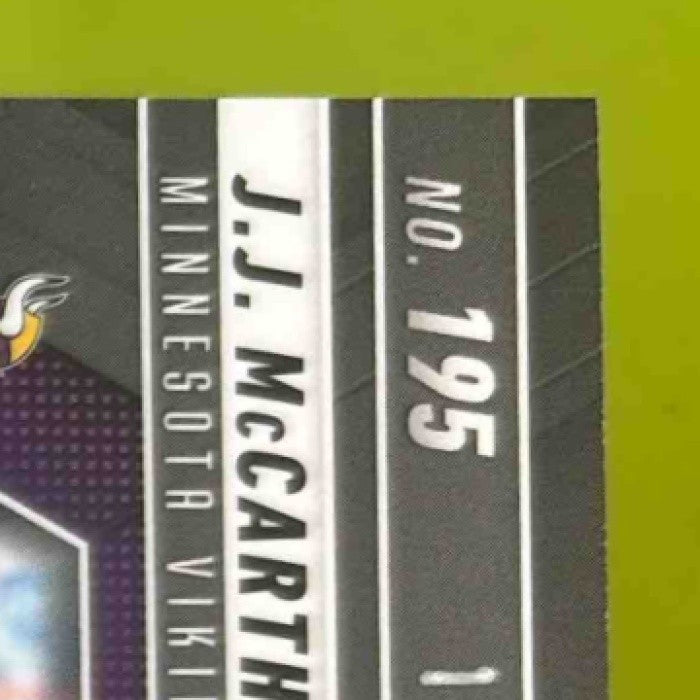 2025 Panini Mosaic J.J. McCarthy Red /27 #195 Minnesota Vikings
