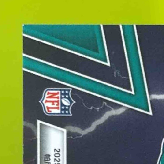 2025 Panini Phoenix Tyreek Hill Thunderbirds Yellow Mojo /49 #32 Miami Dolphins