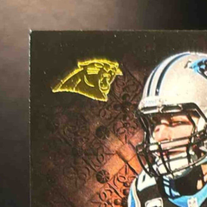 2015 Topps Triple Threads Luke Kuechly Purple 117/232 #26 Carolina Panthers