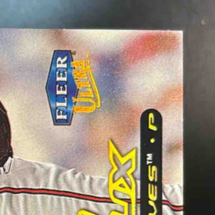 2000 Fleer Ultra Greg Maddux Gold Medallion #230G Atlanta Braves